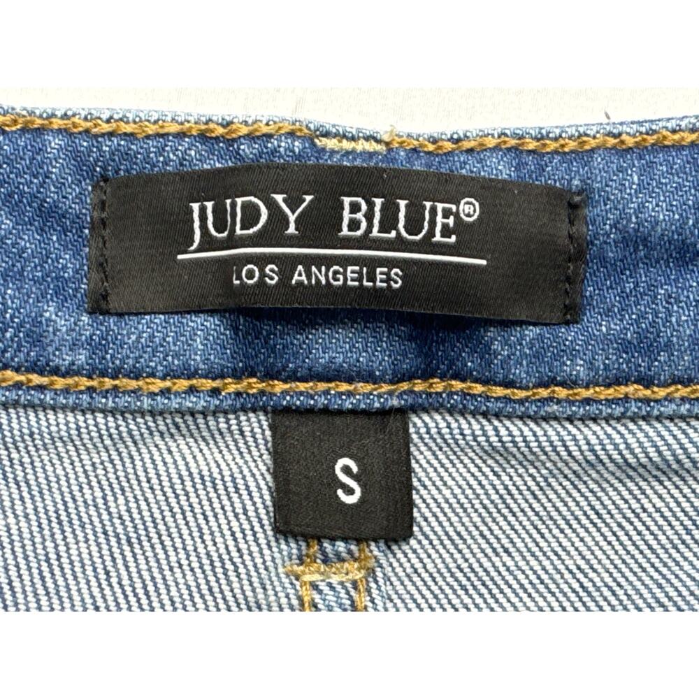 Judy Blue Women's Cuffed Blue Stretch Shorts - Size S (27x3.5)* - Picture 4 of 5